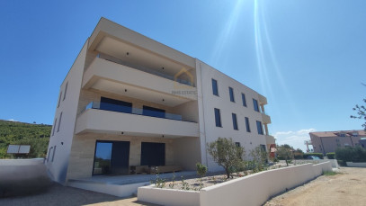 Investment Tribunj, Dalmacja, Chorwacja